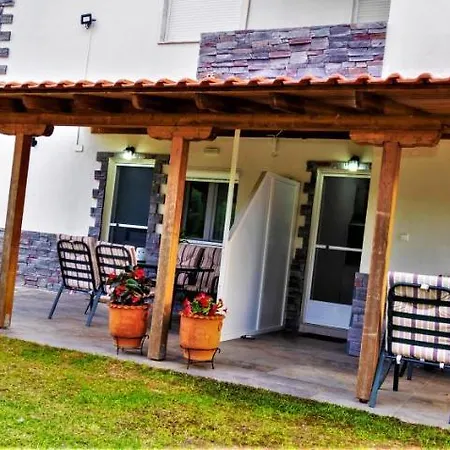 House Haratsi * Kriaritsi