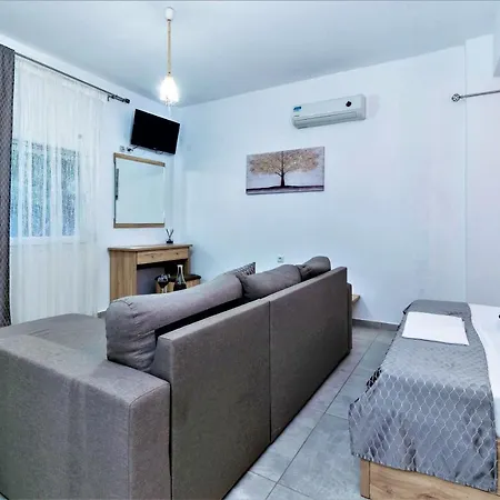 House Haratsi Διαμέρισμα Kriaritsi