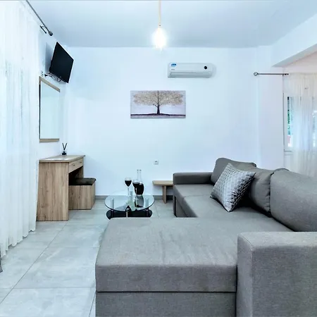 House Haratsi Daire *